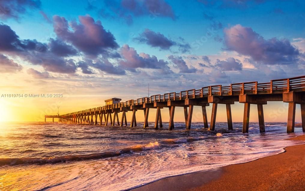 待售: $55,000 (0.24 acres)