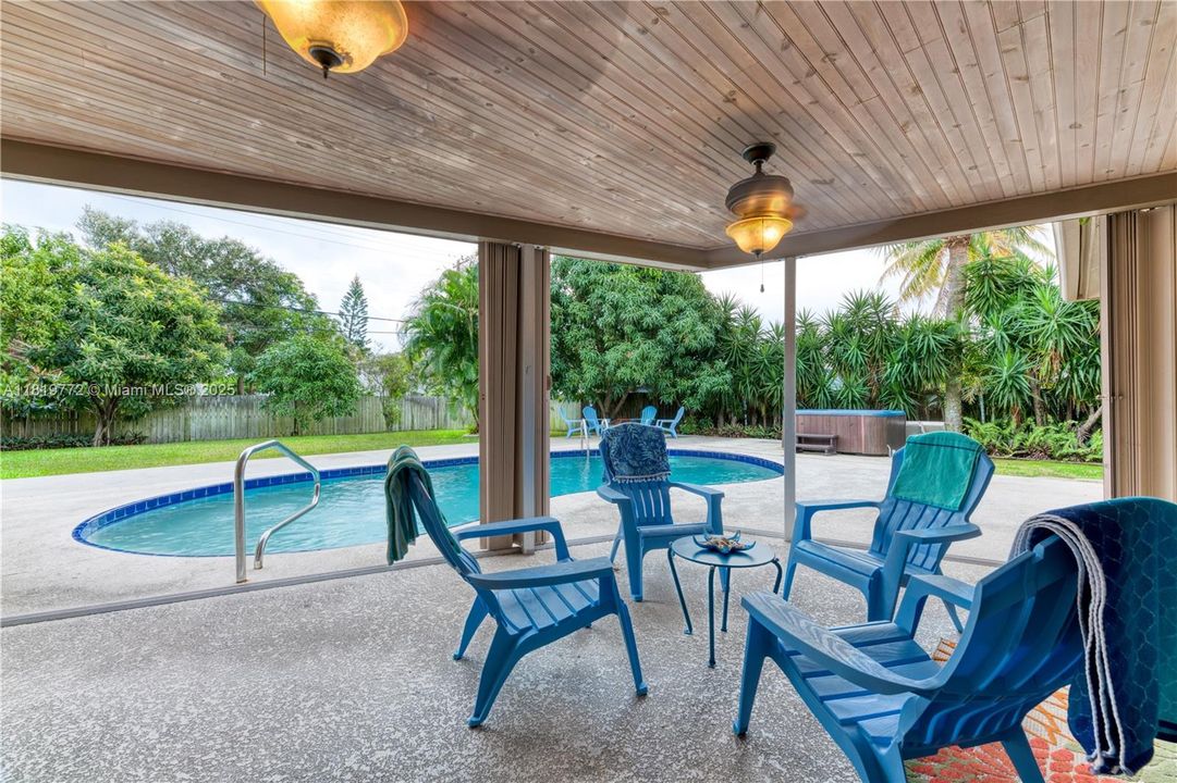 For Rent: $11,500 (3 beds, 3 baths, 1845 Square Feet)