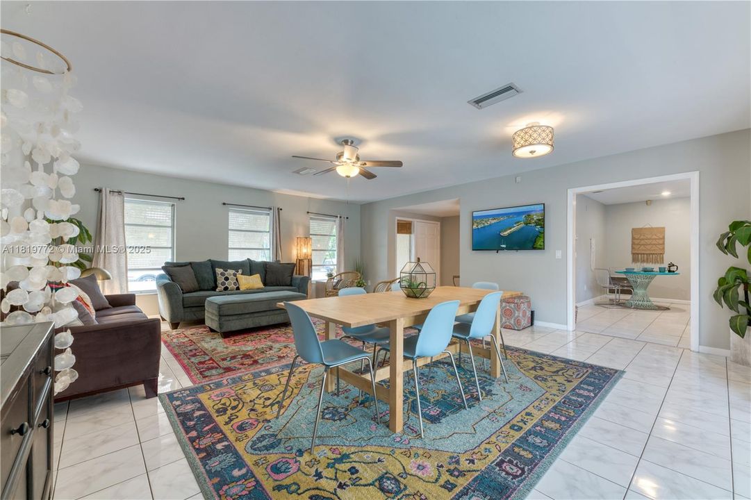 For Rent: $11,500 (3 beds, 3 baths, 1845 Square Feet)
