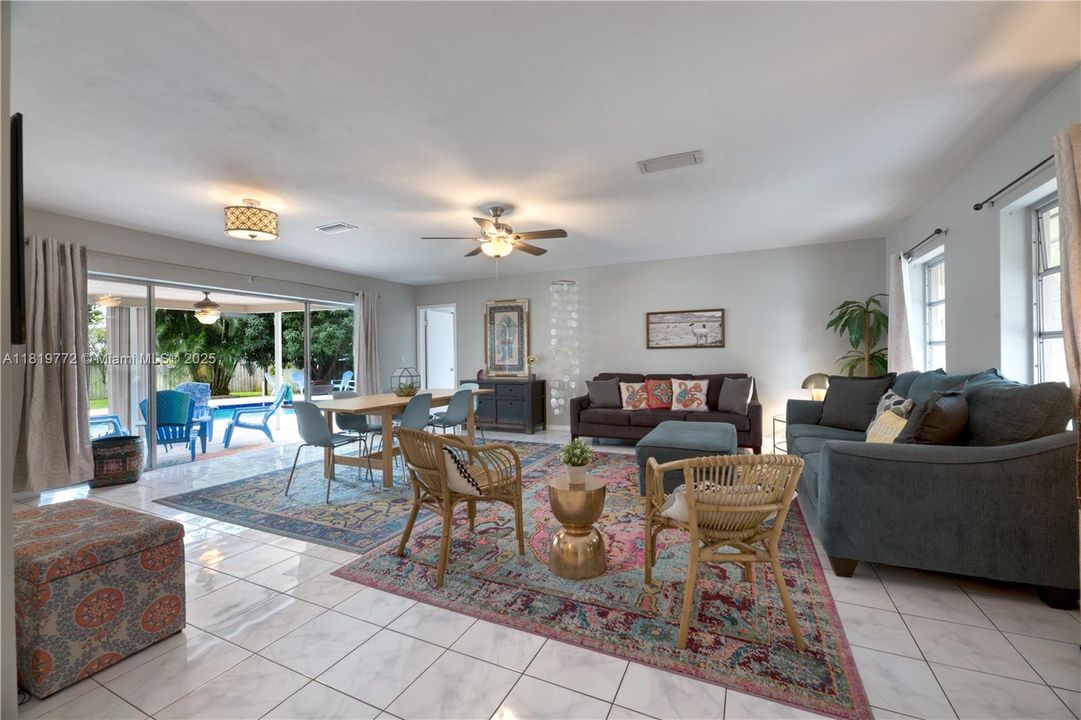 For Rent: $11,500 (3 beds, 3 baths, 1845 Square Feet)