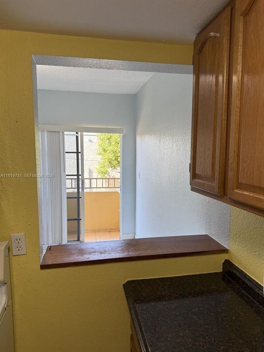 For Sale: $189,995 (2 beds, 1 baths, 600 Square Feet)