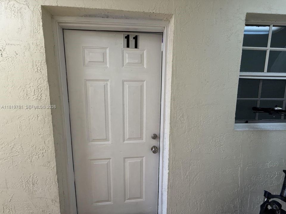 For Sale: $189,995 (2 beds, 1 baths, 600 Square Feet)