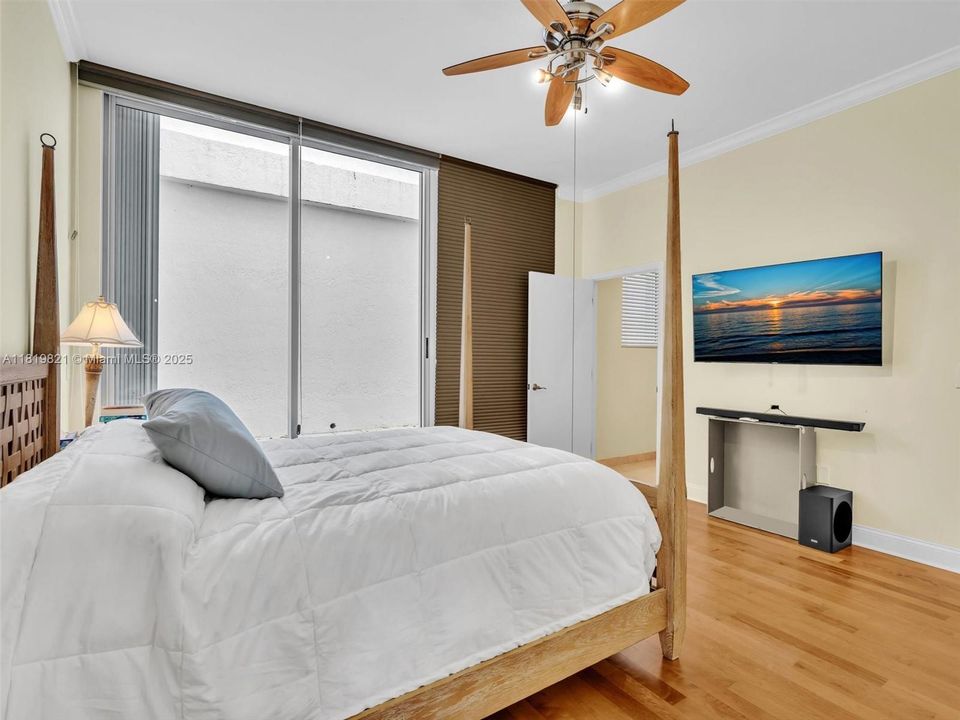 En Venta: $2,389,000 (3 camas, 4 baños, 3774 Pies cuadrados)