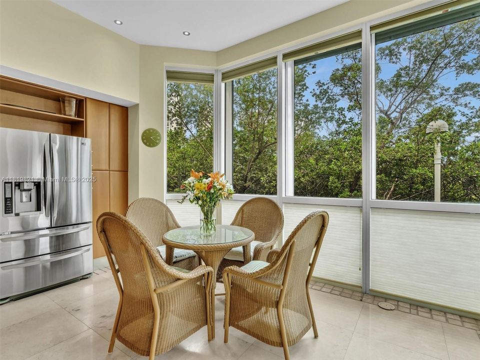 En Venta: $2,389,000 (3 camas, 4 baños, 3774 Pies cuadrados)