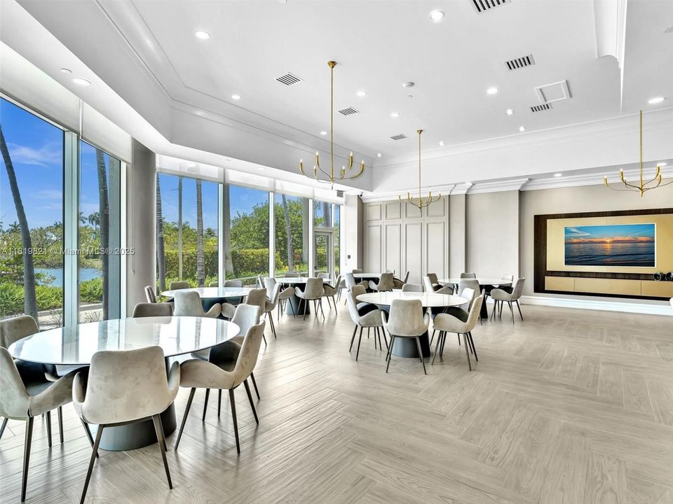 En Venta: $2,389,000 (3 camas, 4 baños, 3774 Pies cuadrados)