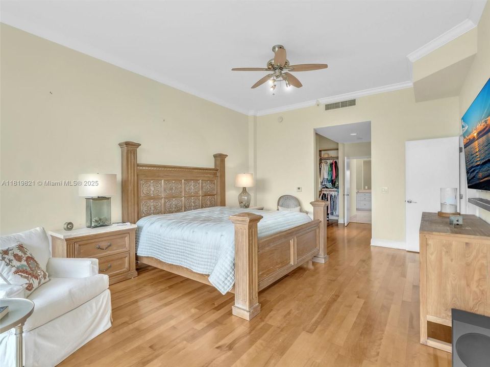 En Venta: $2,389,000 (3 camas, 4 baños, 3774 Pies cuadrados)