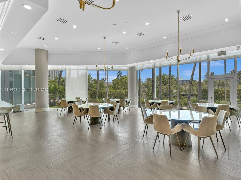 En Venta: $2,389,000 (3 camas, 4 baños, 3774 Pies cuadrados)