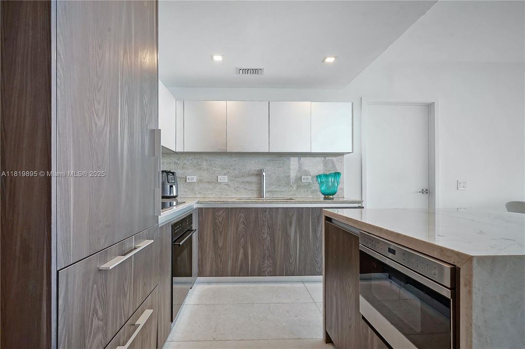 En Venta: $1,790,000 (3 camas, 3 baños, 1634 Pies cuadrados)