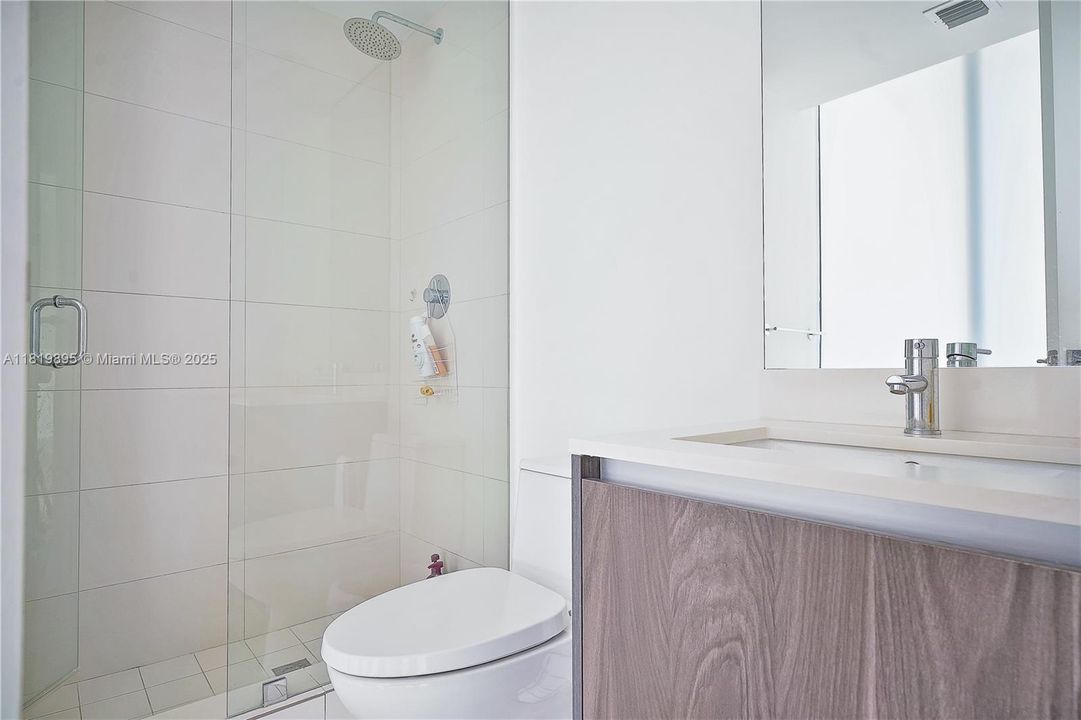 En Venta: $1,790,000 (3 camas, 3 baños, 1634 Pies cuadrados)