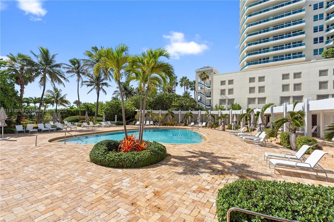 На продажу: $749,000 (1 спален, 2 ванн, 1260 Квадратных фут)