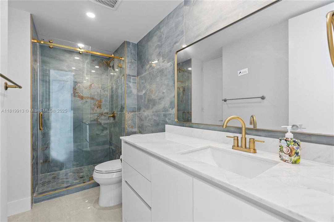 На продажу: $749,000 (1 спален, 2 ванн, 1260 Квадратных фут)