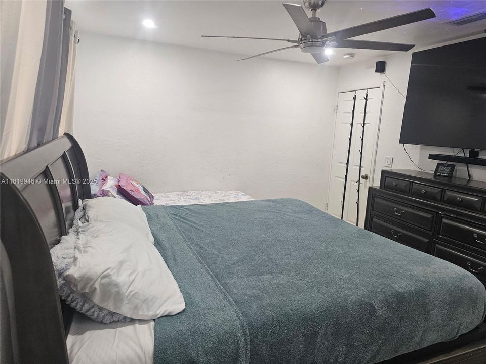 На продажу: $675,000 (0 спален, 0 ванн, 1878 Квадратных фут)