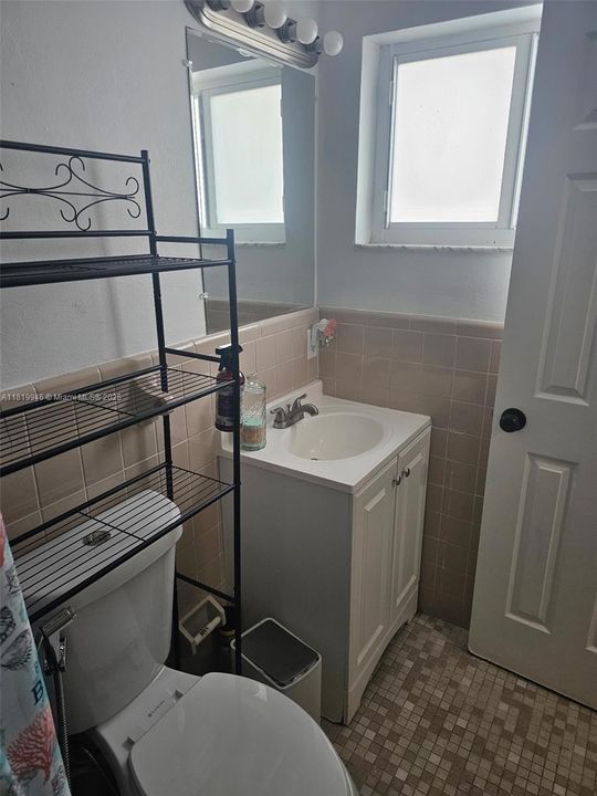 На продажу: $675,000 (0 спален, 0 ванн, 1878 Квадратных фут)