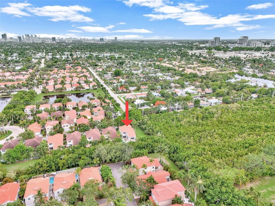 Vendido Recientemente: $918,000 (3 camas, 2 baños, 1919 Pies cuadrados)