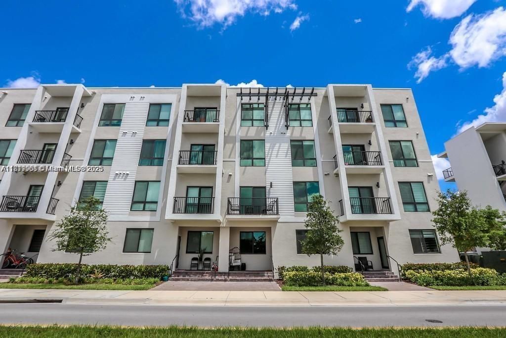 For Sale: $635,000 (4 beds, 3 baths, 1506 Square Feet)