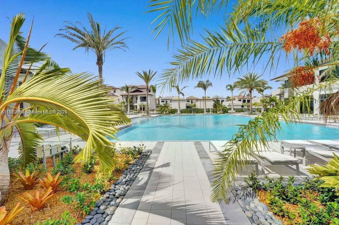 For Sale: $635,000 (4 beds, 3 baths, 1506 Square Feet)