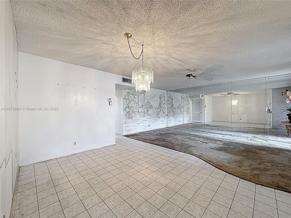 Recently Sold: $113,000 (2 beds, 2 baths, 1078 Square Feet)