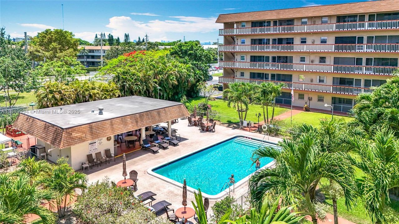 Recently Sold: $113,000 (2 beds, 2 baths, 1078 Square Feet)