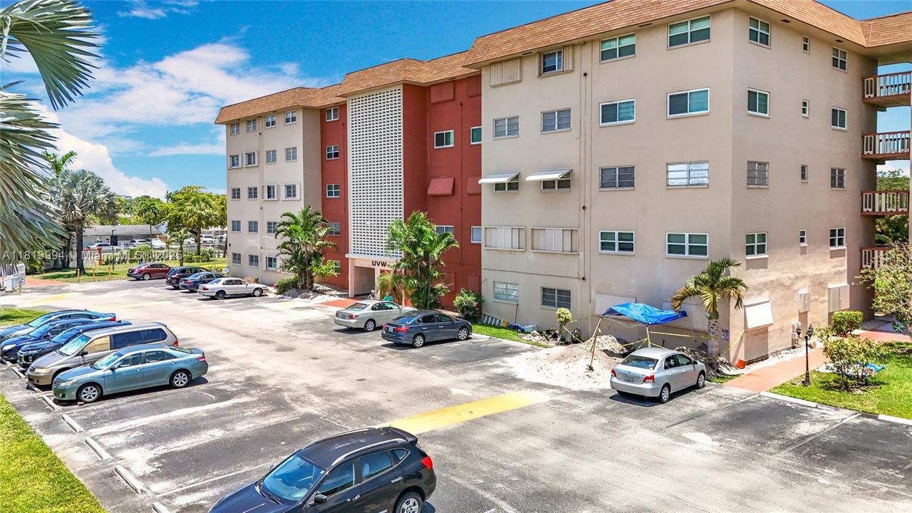 Recently Sold: $113,000 (2 beds, 2 baths, 1078 Square Feet)