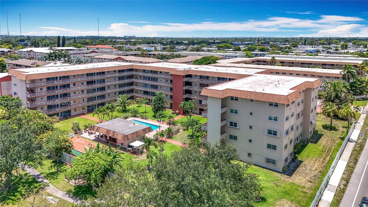 Recently Sold: $113,000 (2 beds, 2 baths, 1078 Square Feet)