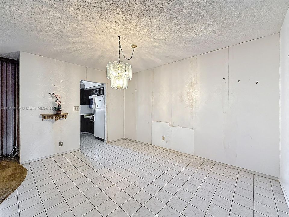 Recently Sold: $113,000 (2 beds, 2 baths, 1078 Square Feet)