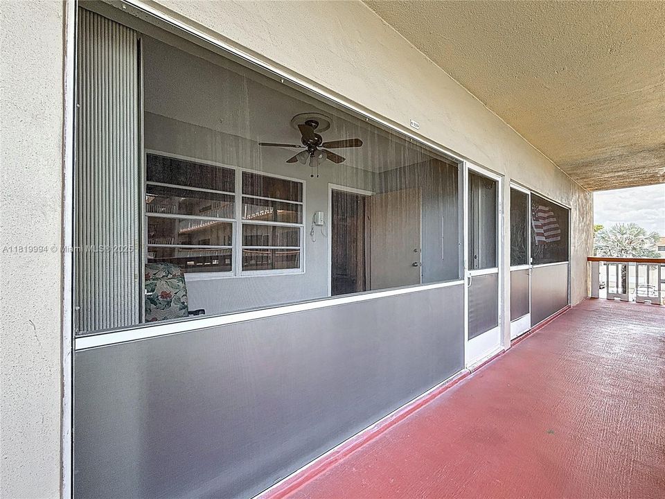 Recently Sold: $113,000 (2 beds, 2 baths, 1078 Square Feet)