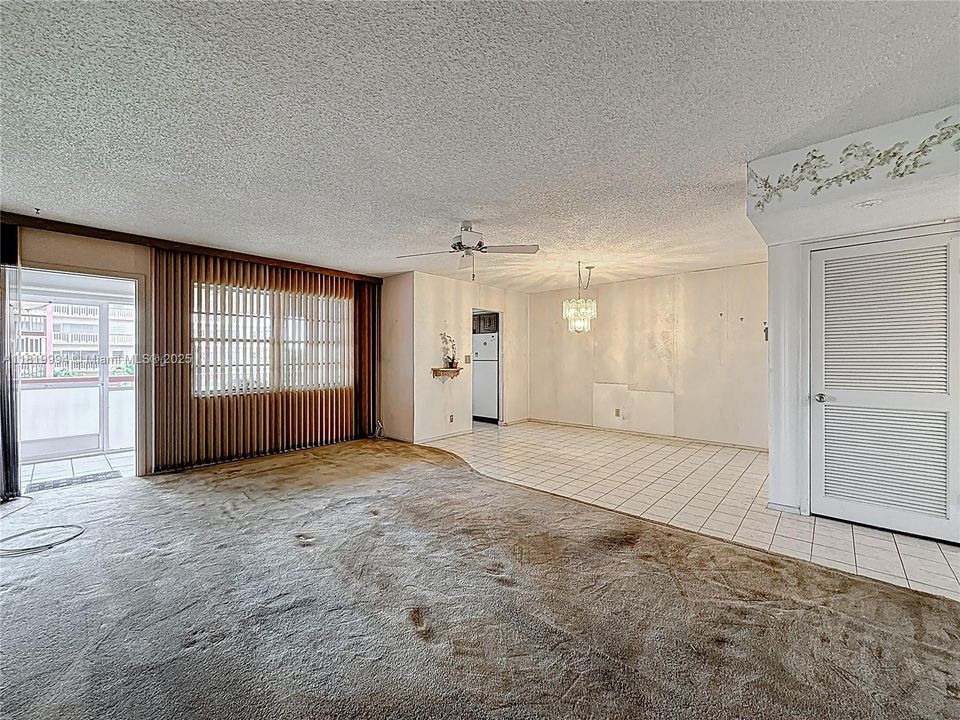 Recently Sold: $113,000 (2 beds, 2 baths, 1078 Square Feet)