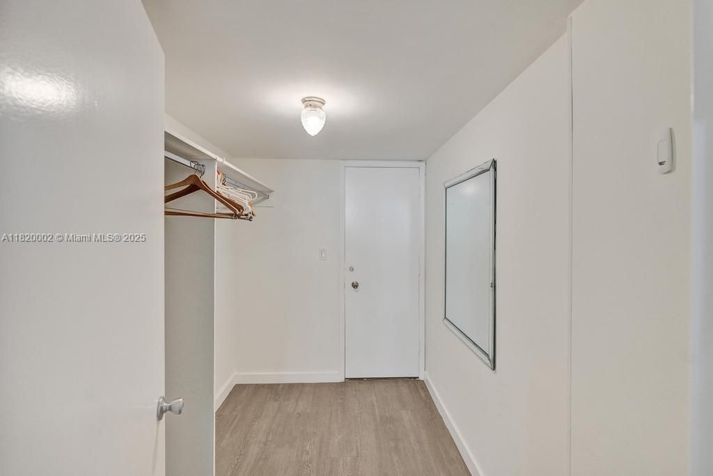 На продажу: $575,000 (2 спален, 2 ванн, 1350 Квадратных фут)