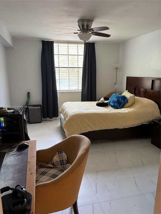 Recently Sold: $325,000 (2 beds, 2 baths, 1130 Square Feet)