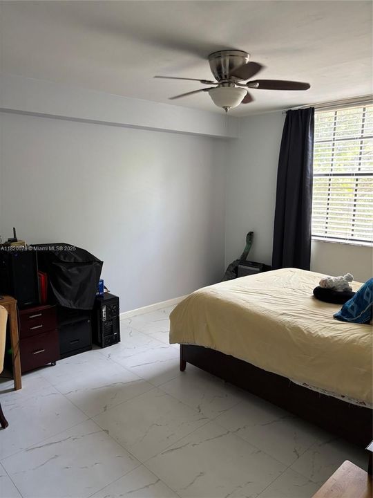 Recently Sold: $325,000 (2 beds, 2 baths, 1130 Square Feet)