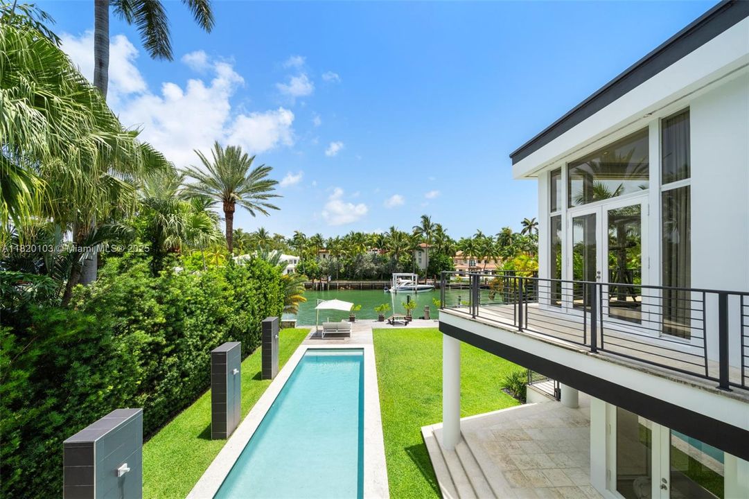 待售: $18,750,000 (5 贝兹, 7 浴室, 6688 平方英尺)