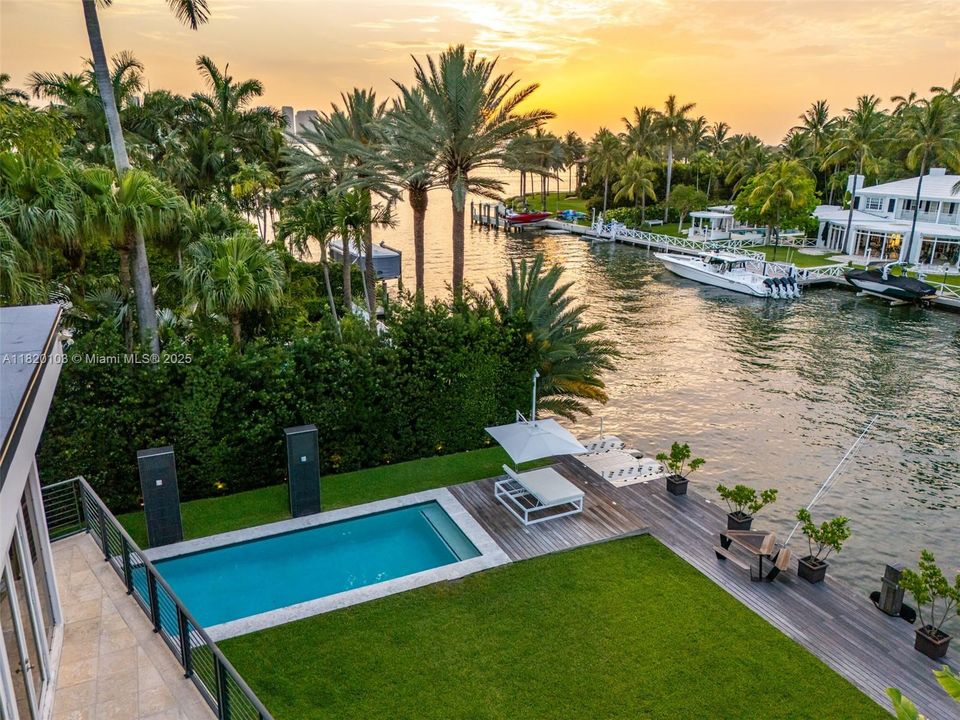 待售: $18,750,000 (5 贝兹, 7 浴室, 6688 平方英尺)