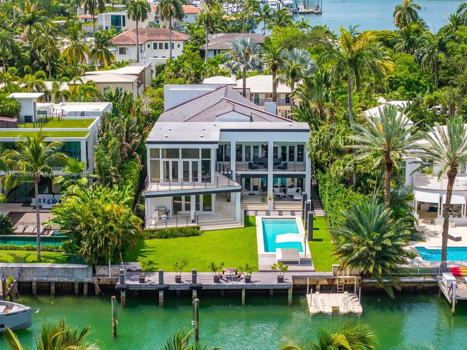 待售: $18,750,000 (5 贝兹, 7 浴室, 6688 平方英尺)