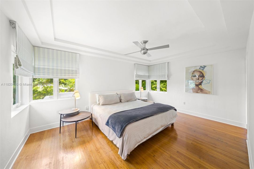 For Sale: $17,750,000 (5 beds, 4 baths, 4171 Square Feet)