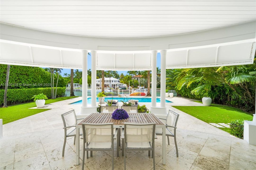 For Sale: $17,750,000 (5 beds, 4 baths, 4171 Square Feet)