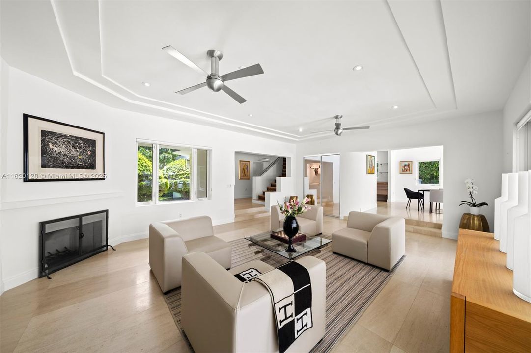 For Sale: $17,750,000 (5 beds, 4 baths, 4171 Square Feet)