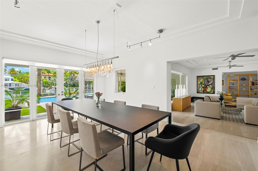 For Sale: $17,750,000 (5 beds, 4 baths, 4171 Square Feet)
