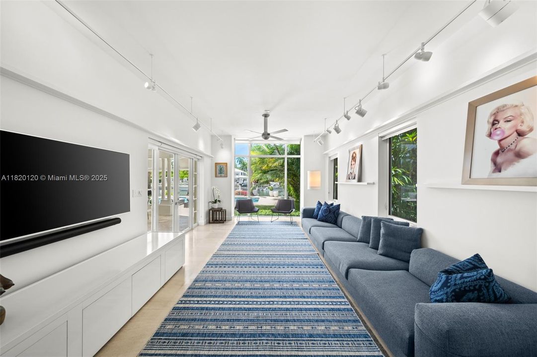 For Sale: $17,750,000 (5 beds, 4 baths, 4171 Square Feet)