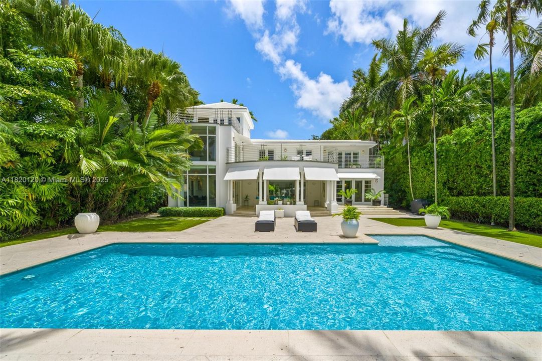 For Sale: $17,750,000 (5 beds, 4 baths, 4171 Square Feet)