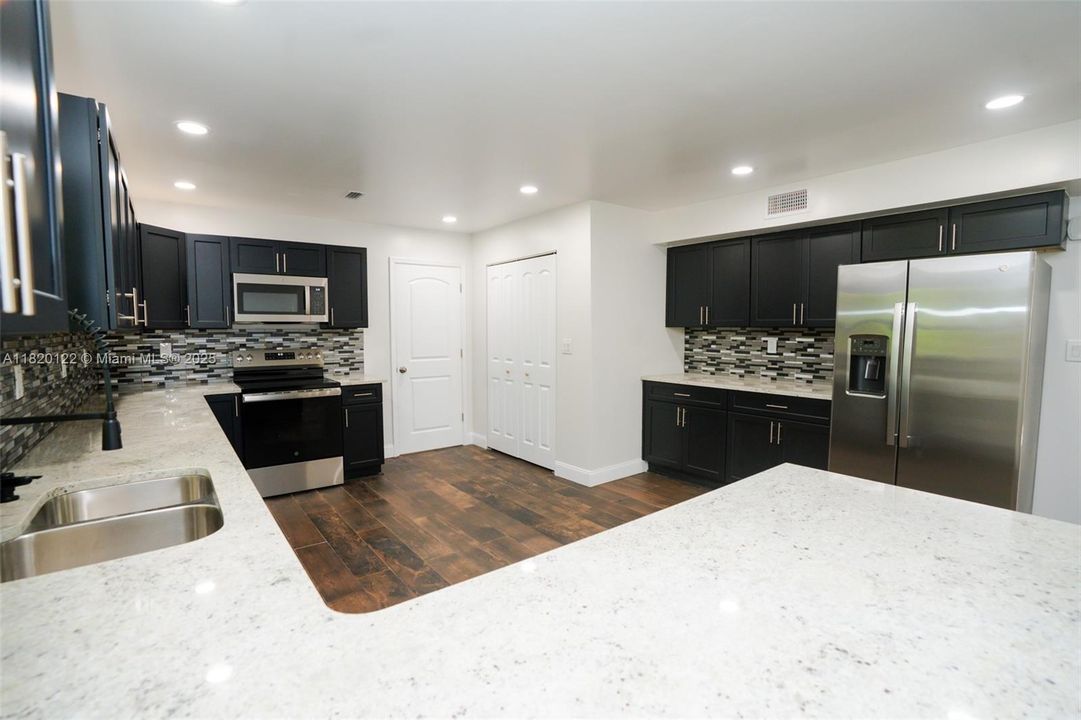 Recently Sold: $250,000 (3 beds, 2 baths, 0 Square Feet)