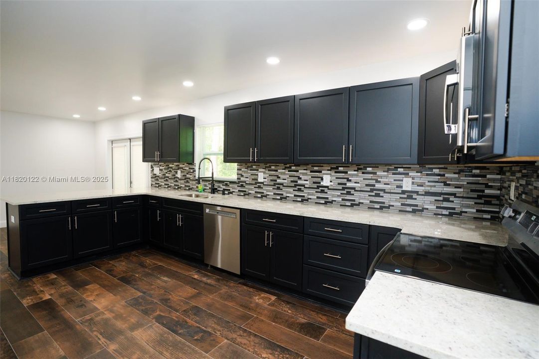 Recently Sold: $250,000 (3 beds, 2 baths, 0 Square Feet)