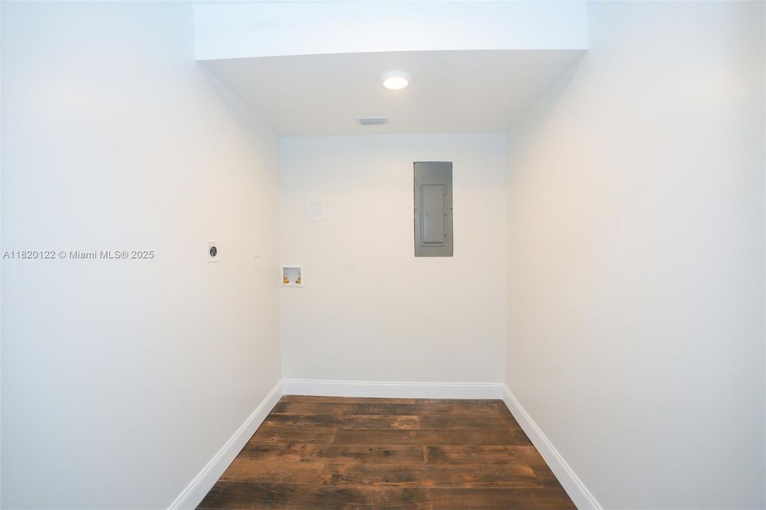 Recently Sold: $250,000 (3 beds, 2 baths, 0 Square Feet)