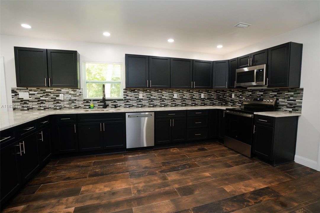 Recently Sold: $250,000 (3 beds, 2 baths, 0 Square Feet)