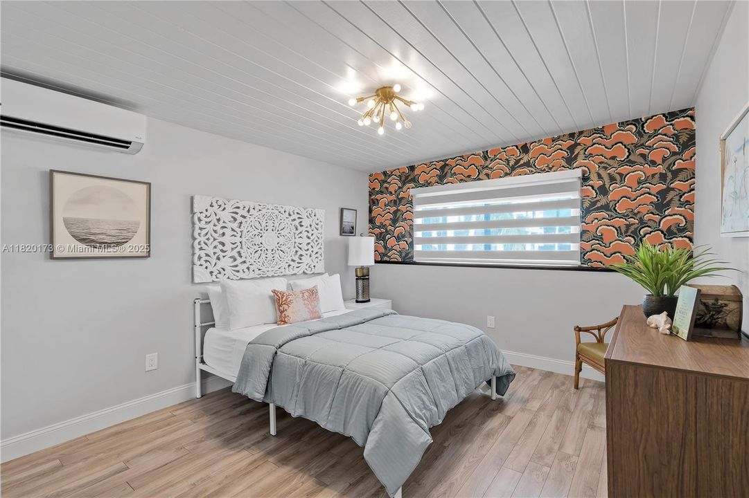 最近售出: $1,198,000 (4 贝兹, 3 浴室, 1842 平方英尺)