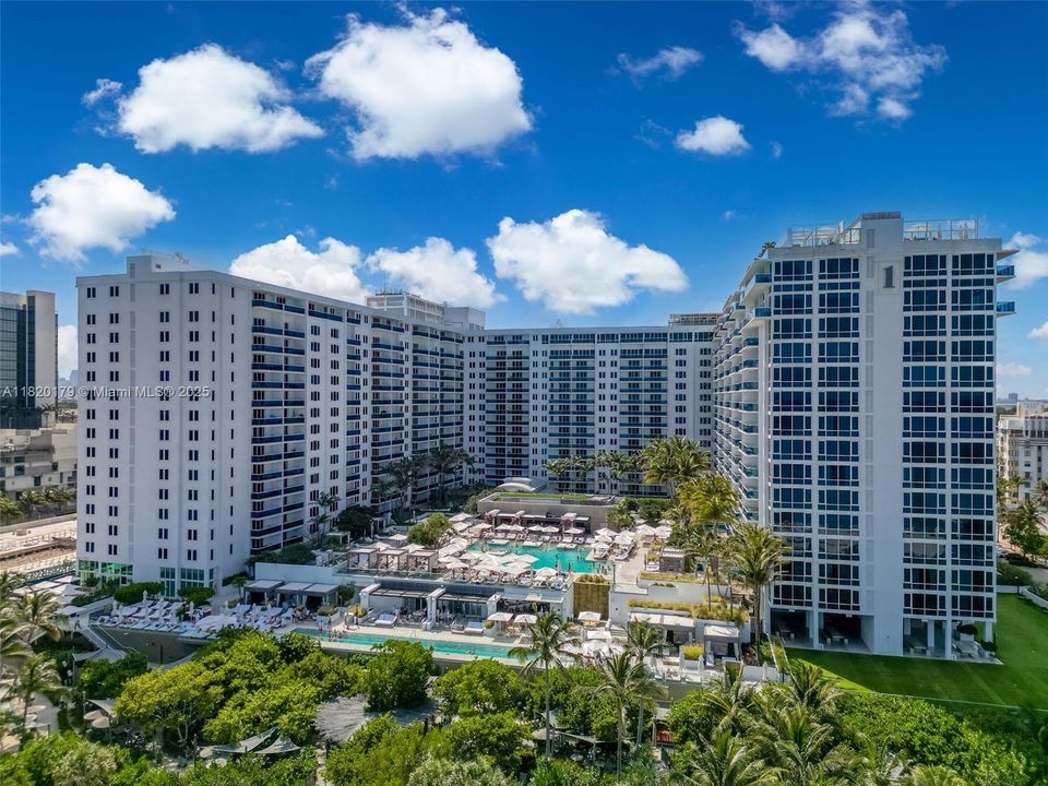 В аренду: $85,000 (4 спален, 4 ванн, 6510 Квадратных фут)