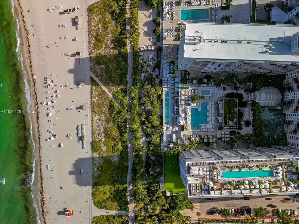 В аренду: $85,000 (4 спален, 4 ванн, 6510 Квадратных фут)