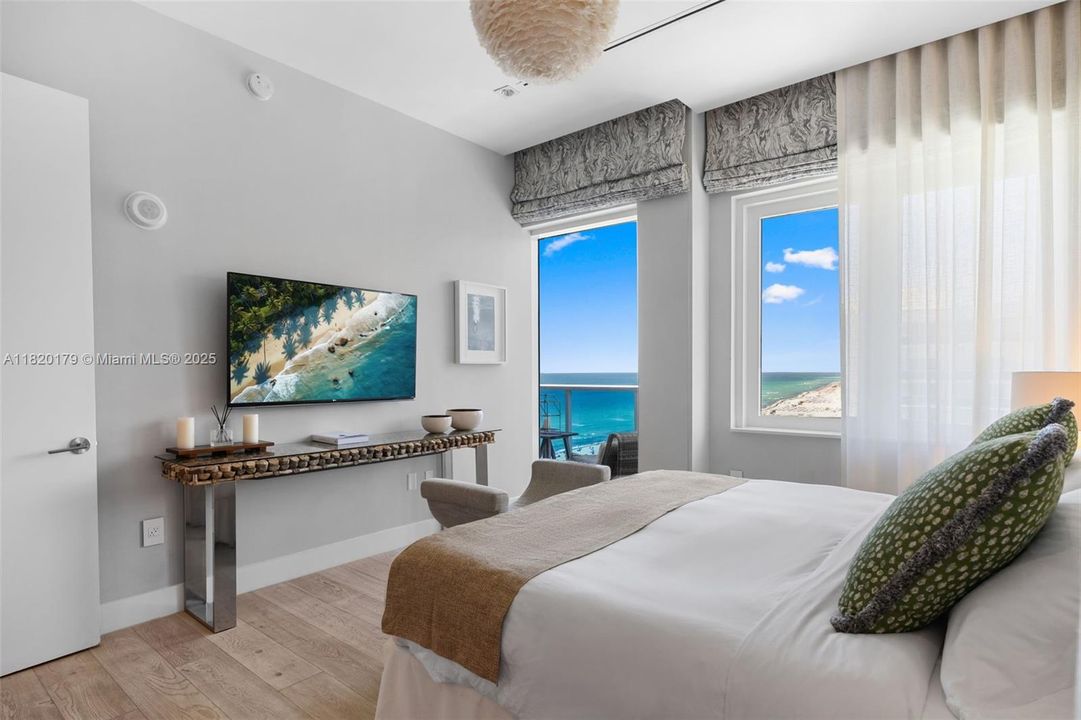 В аренду: $85,000 (4 спален, 4 ванн, 6510 Квадратных фут)