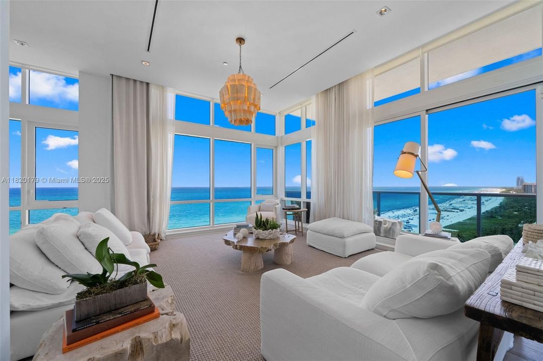 В аренду: $85,000 (4 спален, 4 ванн, 6510 Квадратных фут)