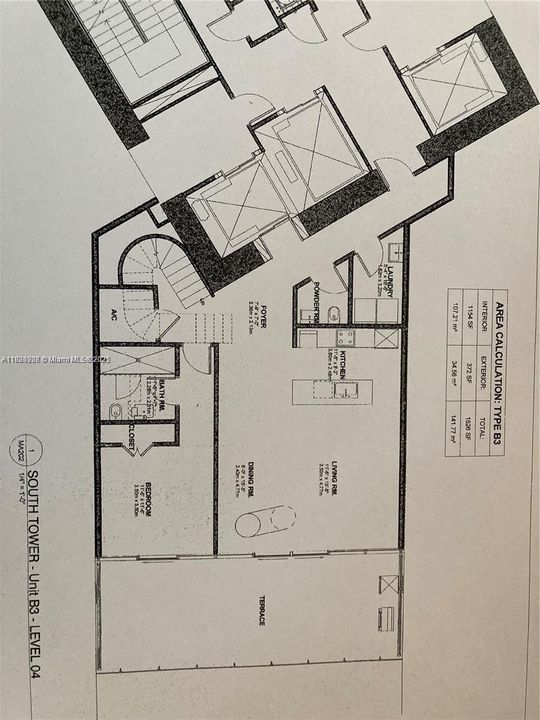 合同活跃: $3,500,000 (3 贝兹, 3 浴室, 2022 平方英尺)