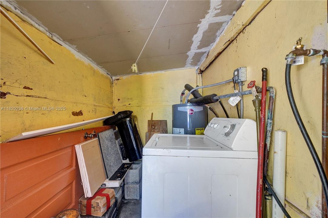 最近售出: $570,000 (0 贝兹, 0 浴室, 1452 平方英尺)